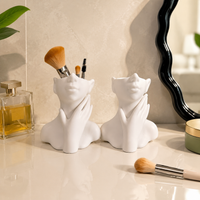 Face-shaped Pen Holder Desk Organizer 12cm×11.5cm Desktop Storage Stationery Storage Plastic-made Pen Holder