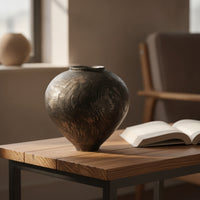 Resin Vase Aged Flower Vase Textured Vessel for Simplifiers, Entryway