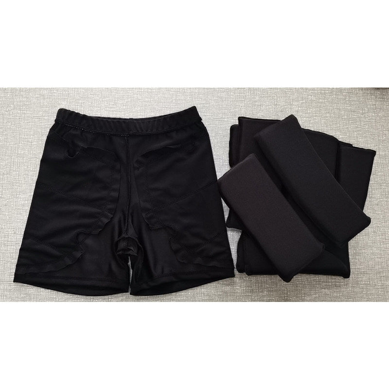 Black / M