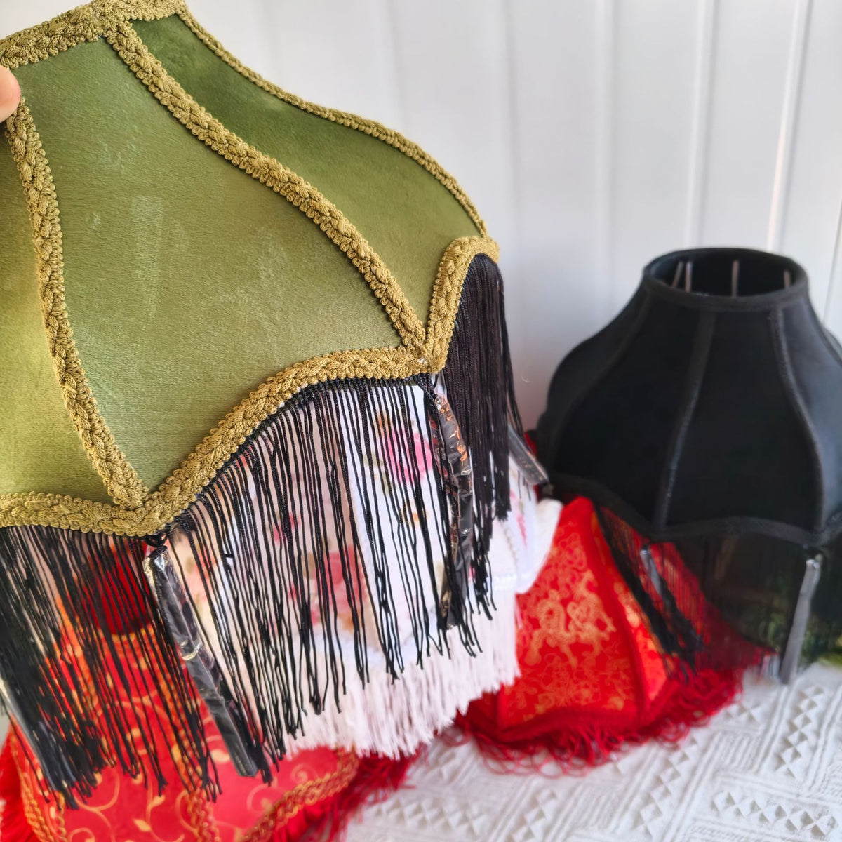 European Style Fabric Lampshade with Fringe, Universal Fit for Table Lamps, Red Plaid