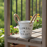 Whitewashed Planter Planter with Rope Handles Vintage Metal Planter Planter Rustic Decorative Flowerpot Farmhouse for Indoor Display, Balcony
