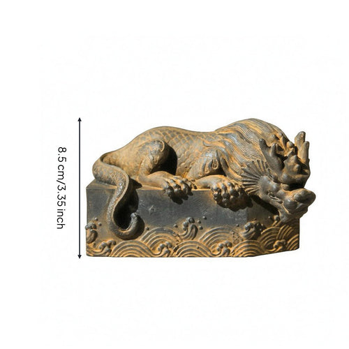 Tabletop Decorative Figurine Carved Fortune Creature Statue Textured Surface Dragon Statue for Tea Table