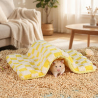 Bunny Tunnels and Hides, Foldable Storage Pet Bed for Hamsters and Guinea Pigs, Heavily Insulated Shelter with Fleece Padding, 30cm x 40cm
