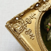 Photo Frame with Gold Finish Resin and Ornate Carved Design for Bedroom Decor, Family Picture for Wall or Tabletop Display