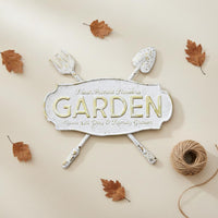 Rustic Metal Garden Simple to Hang to Hang Vintage Iron Plaque Pre-Drilled Holes Home Decoration for Balcony