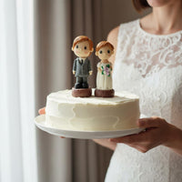 2 Pieces Wedding Cake Topper Couple Romantic Keepsake Bride Groom Statue Set