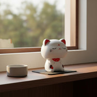 Good Luck Charm Maneki-Neko Car Ornament Great Gift Solar Powered Nodding Cat Heat Resistant for Center Console