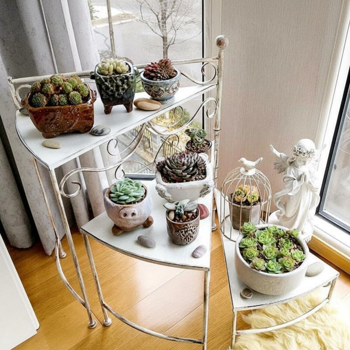 Multi-Tier Plant Stand Vintage Design 3-Tier Corner Rack Weather-Resistant