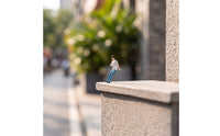 1/64 Leaning Man Figure Highly Detailed Figures Fine Workmanship Model People for Diorama, Architecture Display