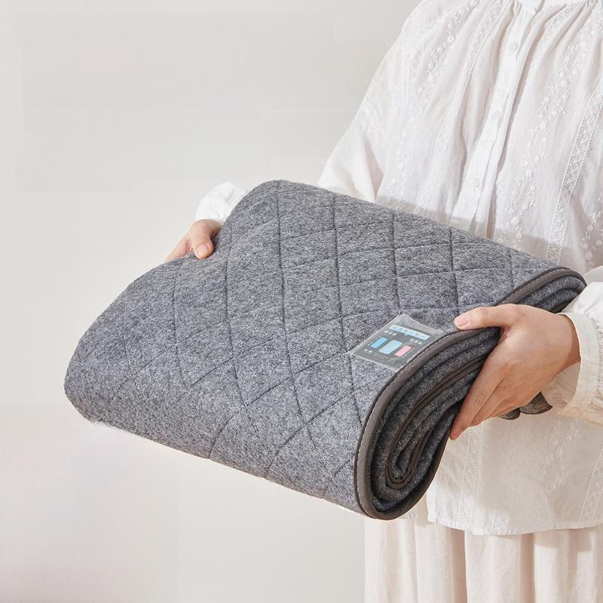 Moisture Absorbing Tatami Mattress, Foldable Dehumidifying Pad