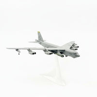 Stratofortress Model 1:200 Scale Aircraft Model Alloy for Display Collection or Gift