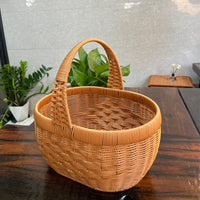 Rattan-Look Woven Storage Basket with Handle and Lid for Shopping, Outdoor Picnic, Gifts, Vegetables, and Fruits