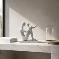 Modern Art Decor Statue Speckled Finish Modern Human Sculpture Eye-Catching