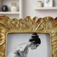 Vintage Petal Photo Frame Luxury Feel Ornate Gold Picture Frame for Mantelpiece