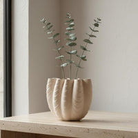 Wave Vase French Retro Style Decorative Flower Vase Presentable Home Decor Item for Showroom