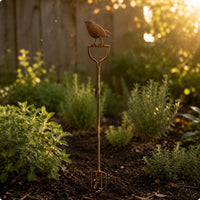 Weathered Metal Animal Stake Rust Finish Iron Animal Garden Insert Easy to Install Weathered Bird Garden Stake
