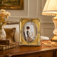 Frame, European Carving, Resin, 7-inch Photo Frame, 13x18cm Picture Frame, Antique Style, Gold