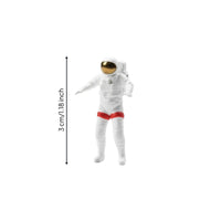 1/64 Scale Astronaut Figurine Resin Material 1/64 Astronaut Model Hand Painted Space Figure Ornament for Collectors