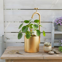 Vintage Iron Faucet Single Bucket Planter for Garden and Balcony
