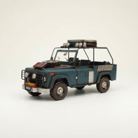 Trail-Capable Vehicle Model Distressed Car Model with Spare Tire for Shelf