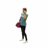 Backpack Phone-Calling Woman Figurine Model Decoration 1:64 Female Figurine Display Piece 1/64 Scale Figure High Detail