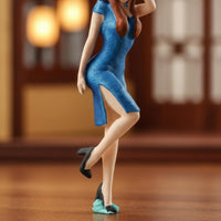 Cheongsam Woman Miniature Chinese Style 1:64 Scale Woman Figure   Detailed Resin People Model for Hobbyists, Collectors