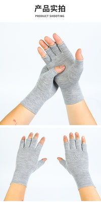 Bamboo Charcoal Fiber Half-Finger Gloves for Cycling and Fitness