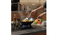Nitrided Iron Pan Nitriding Treated Flat Bottom Wok Handmade Uncoated Iron Wok for Home Cooks, Gas Stoves