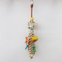 鹦鹉鸟玩具 藤编玩耍串 鸟笼挂饰木质墨鱼骨磨牙解闷用品厂家直供.