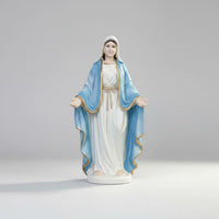 Female Resin Statue Ornamental Resin Statue Modern Design