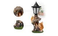 Outdoor Squirrel Garden Statue with Solar Light Resin Solar Squirrel Lantern Decorative Ornament Weather-Resistant for Gardeners, Homeowners, Yard, Pathway, Patio