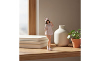 Detailed Girl Figurine Handpainted 1:64 Girl Figure Home Decor for Desk Display