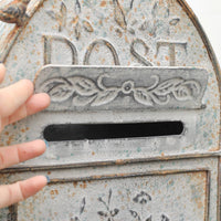Retro Iron Mailbox Sturdy Decorative Metal Letterbox Decorative Garden Letter Receptacle Event Card Collection Wall Mounted