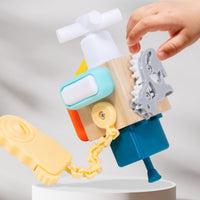 Fine-Motor Wooden Sensory Cube Hands-on Sensory Busy Cube Tactile Busy Board Toy Mechanism Play for Children