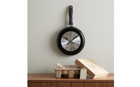Frying Pan Timepiece Black Handle Pan Wall Timepiece 8-Inch