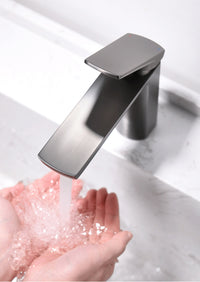 Light Luxury Brass Basin Faucet with Ceramic Valve Core