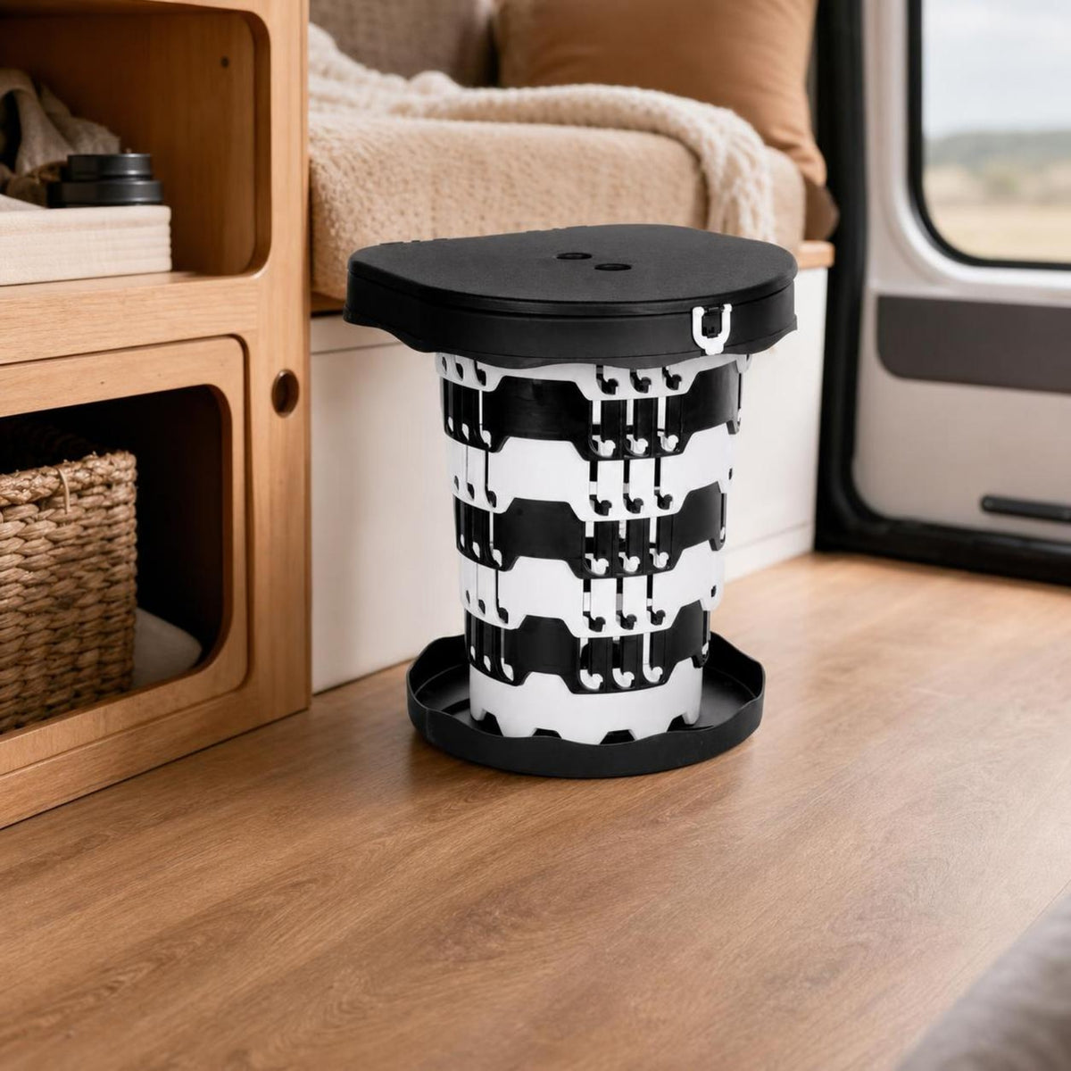Folding Toilet Space-Saving Portable Toilet Heavy-Duty Portable Potty with Storage Bag for  , Road Trips, Emergencies