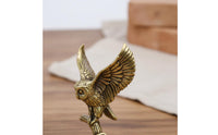 Detailed Craftsmanship Brass Owl Figurine Creative Design Vintage Brass Owl Long-Lasting Antique Metal Bird Ornament Tarnish Resistant for Collectors, Desktop, Study Room, Office, Bookshelf