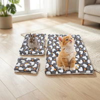 Small Animal Bed with Heart Pattern, Soft Flannel Hamster and Guinea Pig Bed, Warm Arctic Fleece Chinchilla Bed for Cage, 26x33cm Pet Mat