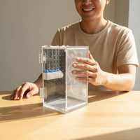 Mantid Breeding Box Easy to Clean Ventilated Mantid Habitat Door Acrylic Enclosure