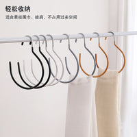 Non-Slip Multi-functional Scarf and Belt Hanger with Round Rings for Home Storage