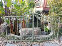 European Vintage Wrought Iron Garden Gate Fence Panel for Villas and Courtyards