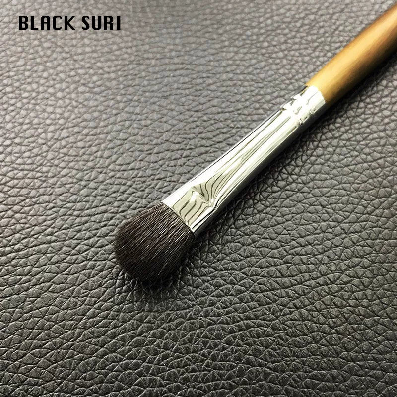 Professional Soft Wool Eyeshadow Brush for Blending and Shading