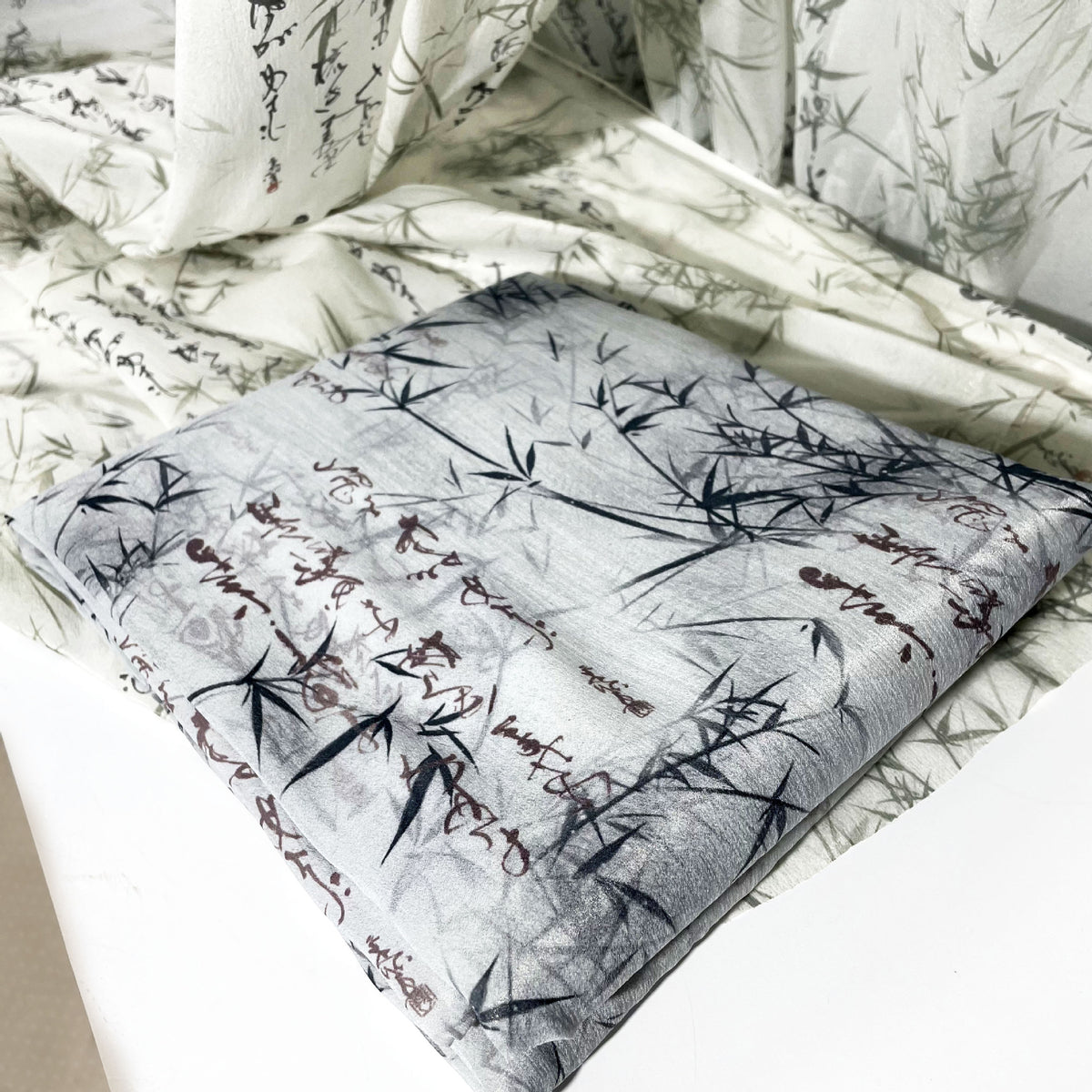 Chinese Style Bamboo Leaf Gradient Fabric for DIY Apparel and Decorations