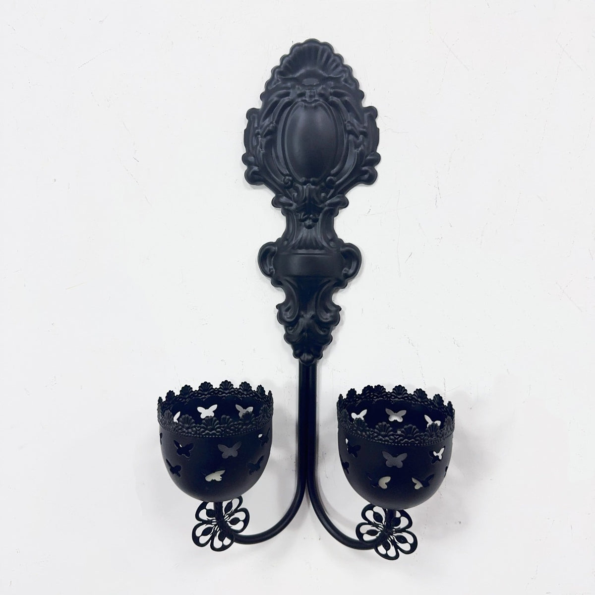 American Retro Wall-Mounted Iron Candle Holder for Home Decor
