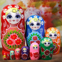 Russian Nesting Dolls Wooden Hand-Painted Matryoshka Set for Souvenirs and Gifts