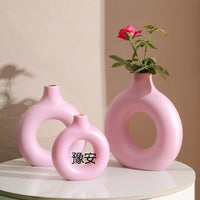 Ceramic-Look Plastic Donut Vase for Hydroponics and Single Stem Flowers
