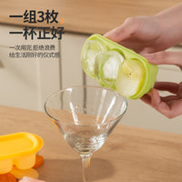 Heart-Made Three-Compartment Ice Cube Tray Food-Grade Silicone Quick Release Ice Maker for Home Kitchen