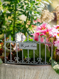 Vintage Iron Art Fence Plant Pot Decor for Garden Balcony