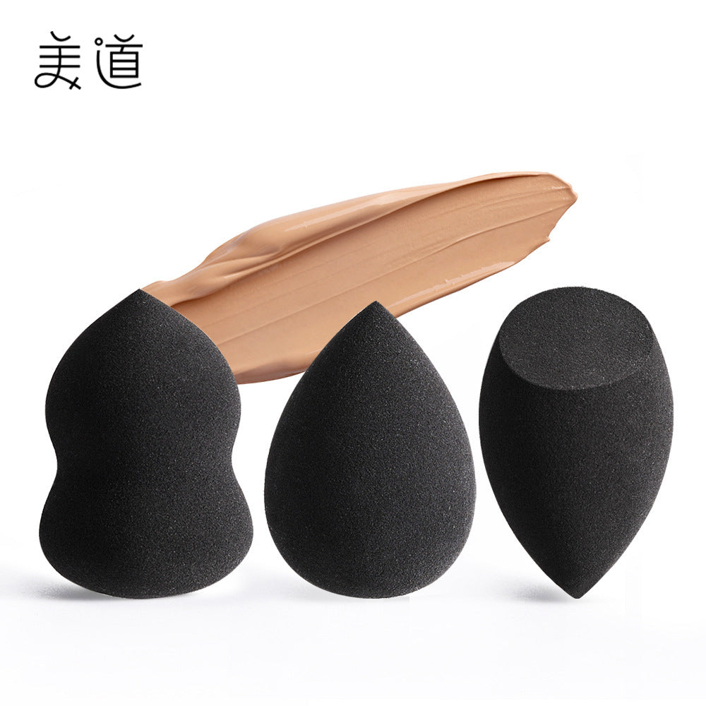 Hydrophilic Non-Latex Makeup Sponge for Foundation Application